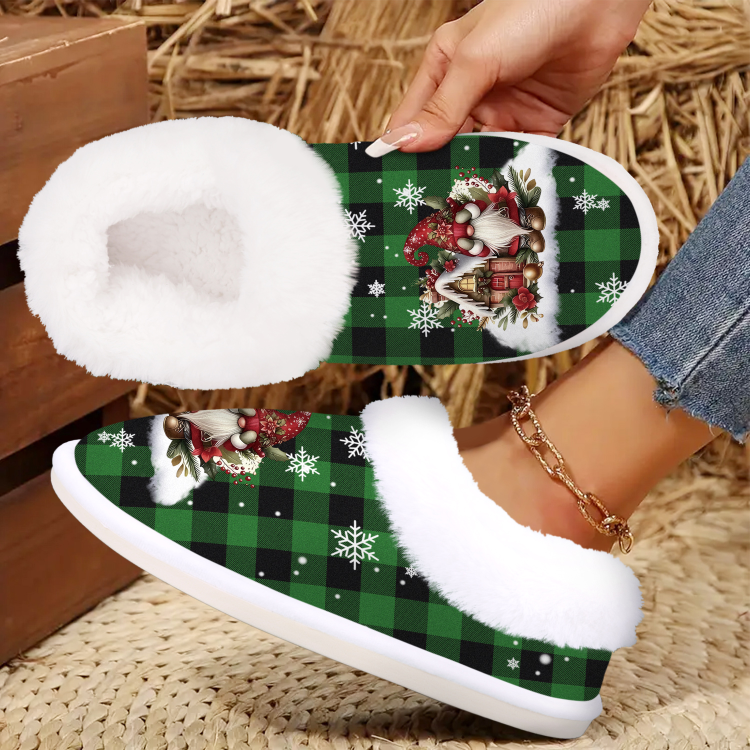 Holiday Gift, Adorable Santa Claus Slippers for Home And Outdoors, Cozy Footwear, Comfortable Fuzzy Indoor Shoes