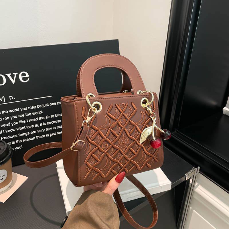 Queen bags