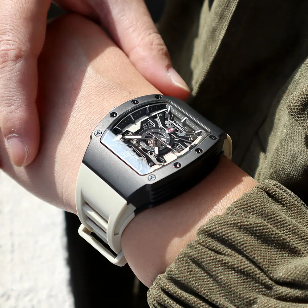 MEGIR 8604 Men's Wine Barrel Automatic Mechanical Watch Fashion and Leisure Silicone Strap Fashion Night Light Watches for Man