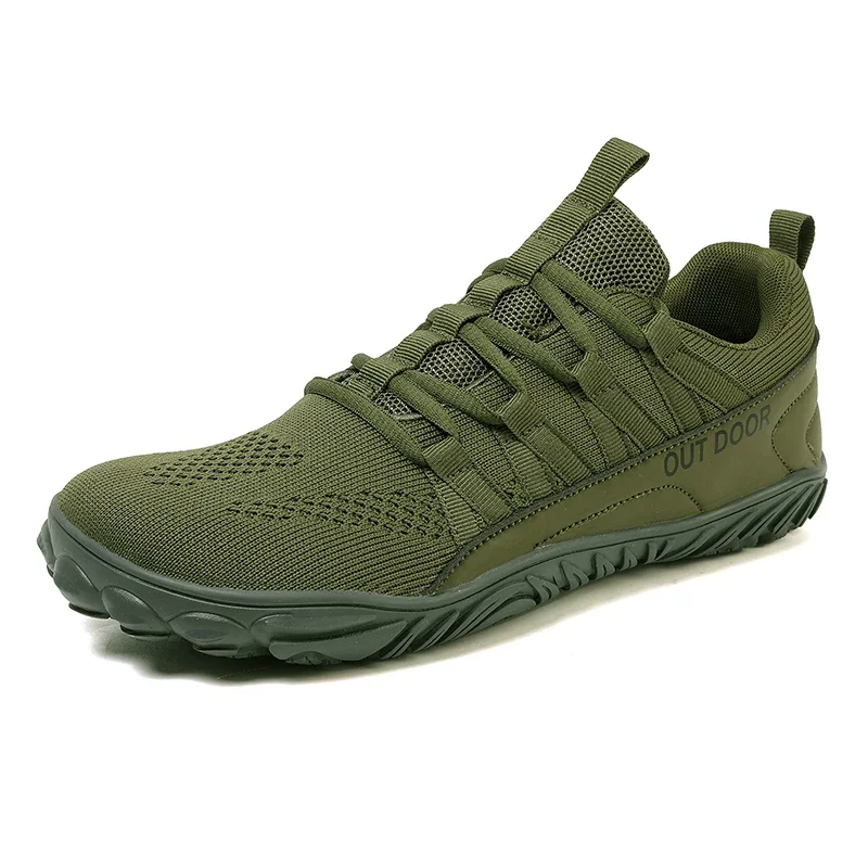 New Casual Shoes Plus Size Lightweight  Versatile  Simple  Anti Slip Wear Resistant  Breathable Couple Outdoor Sports Shoes