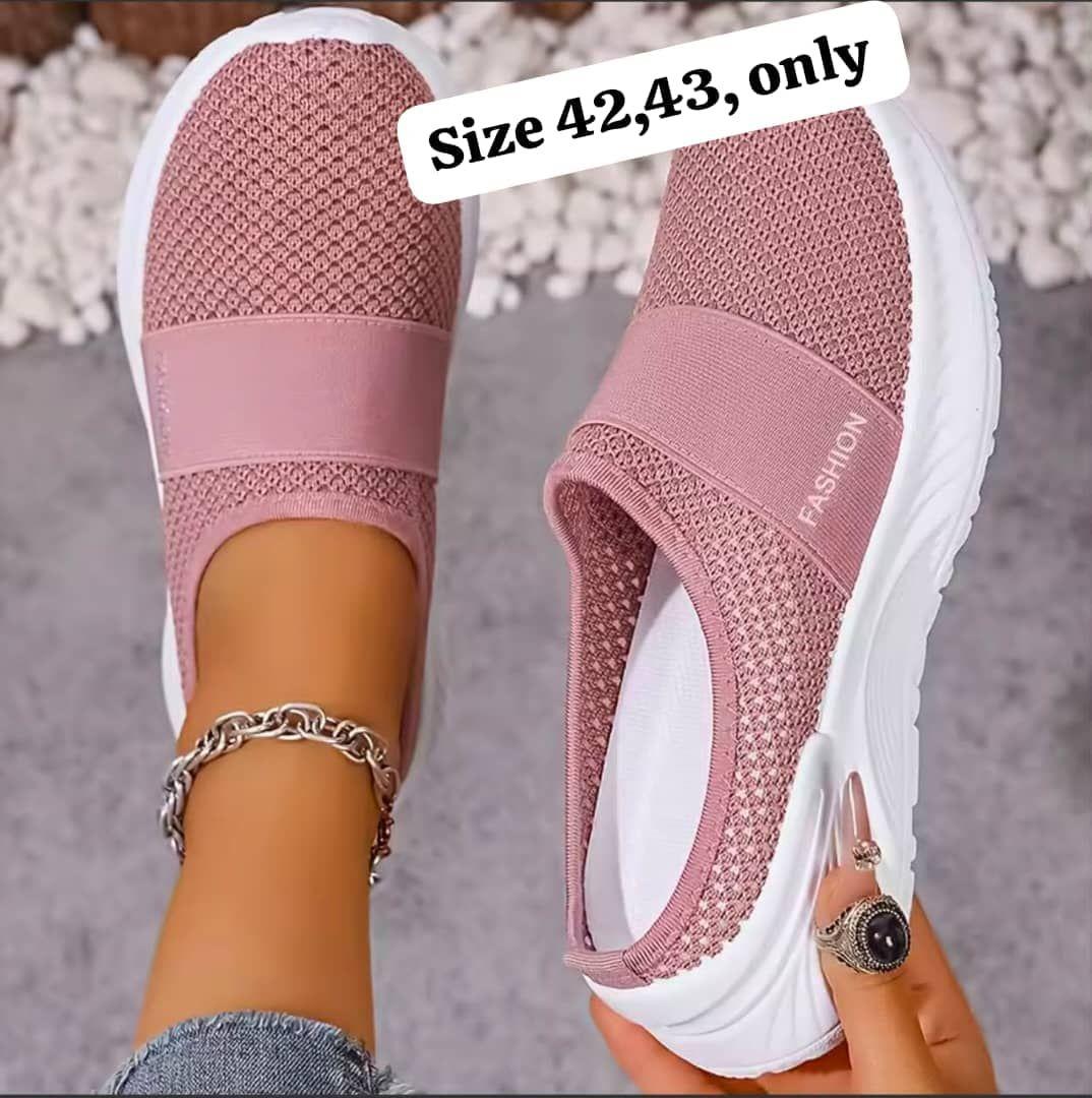 Grey Mesh Slip-On Fashion Sneakers