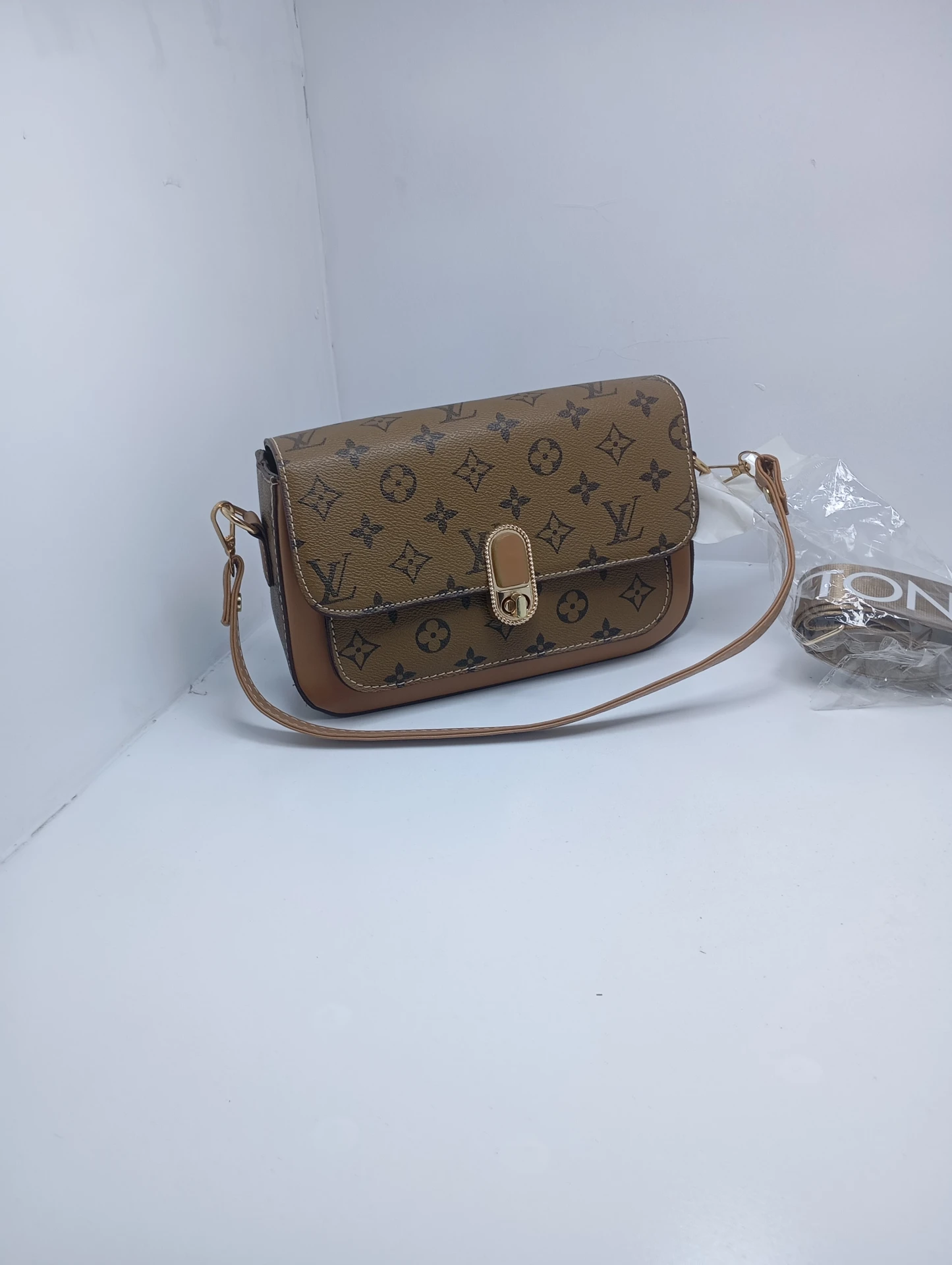 LV Damier Ebene High-End Tote