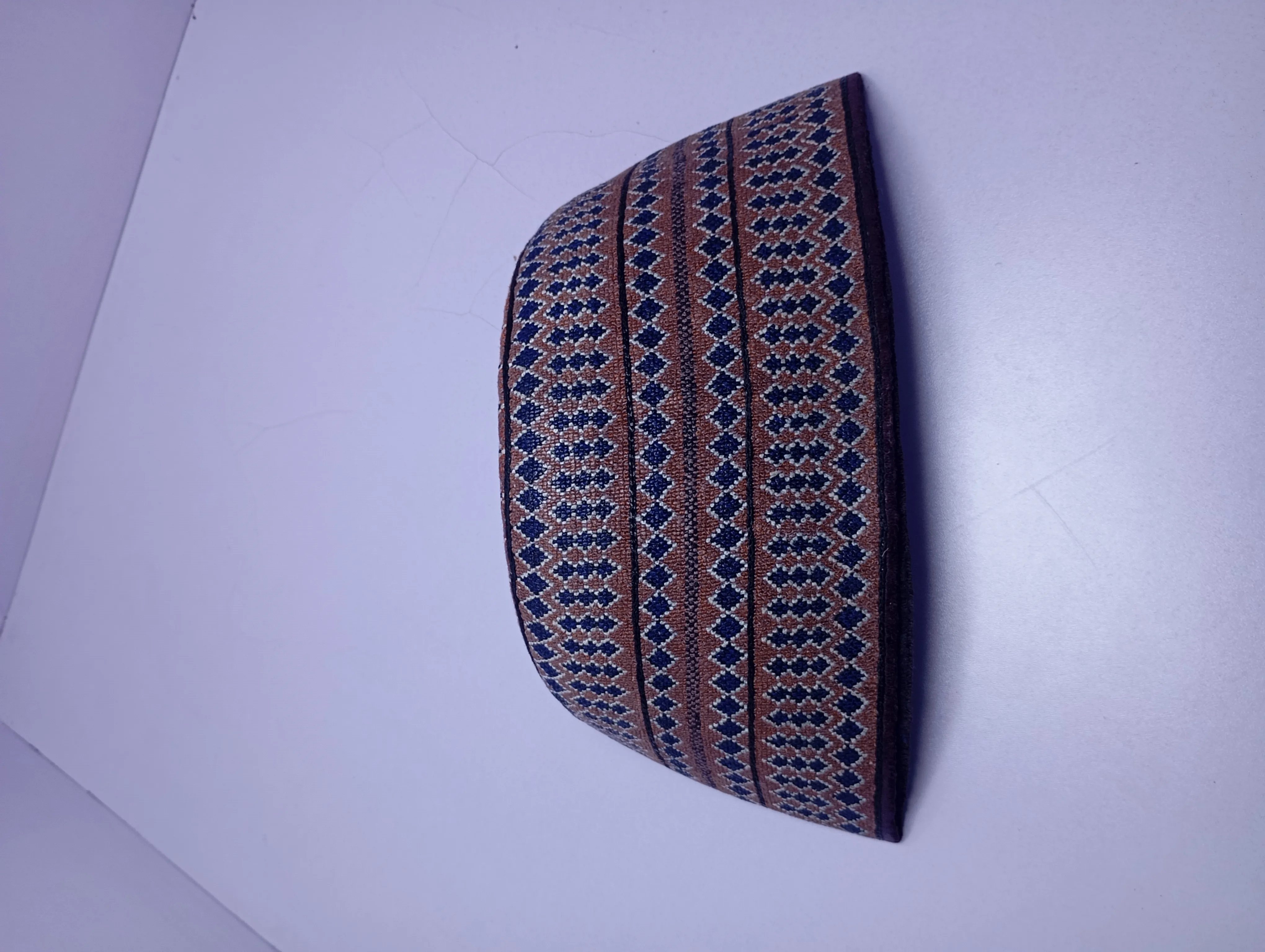 Original Handwoven Hausa Fulani Zawa Cap – Bangol Kindei Bama Style | Men’s Knitted Maiduguri Cap Sizeof 23 