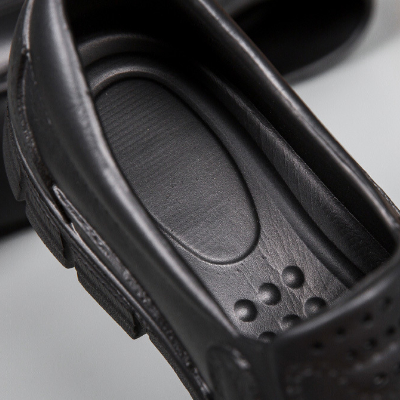 Fashion Leather Men's Casual Shoes Non-slip EVA Chef shoes Men Waterproof Loafers Comfort Soft soled Men Driving shoes Plus Size