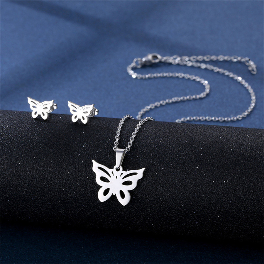 NEW Stainless Steel Necklaces earrings set Light Luxury Heart Pendant Charm Korean Fashion Necklace For Women Jewelry Gift TZ133