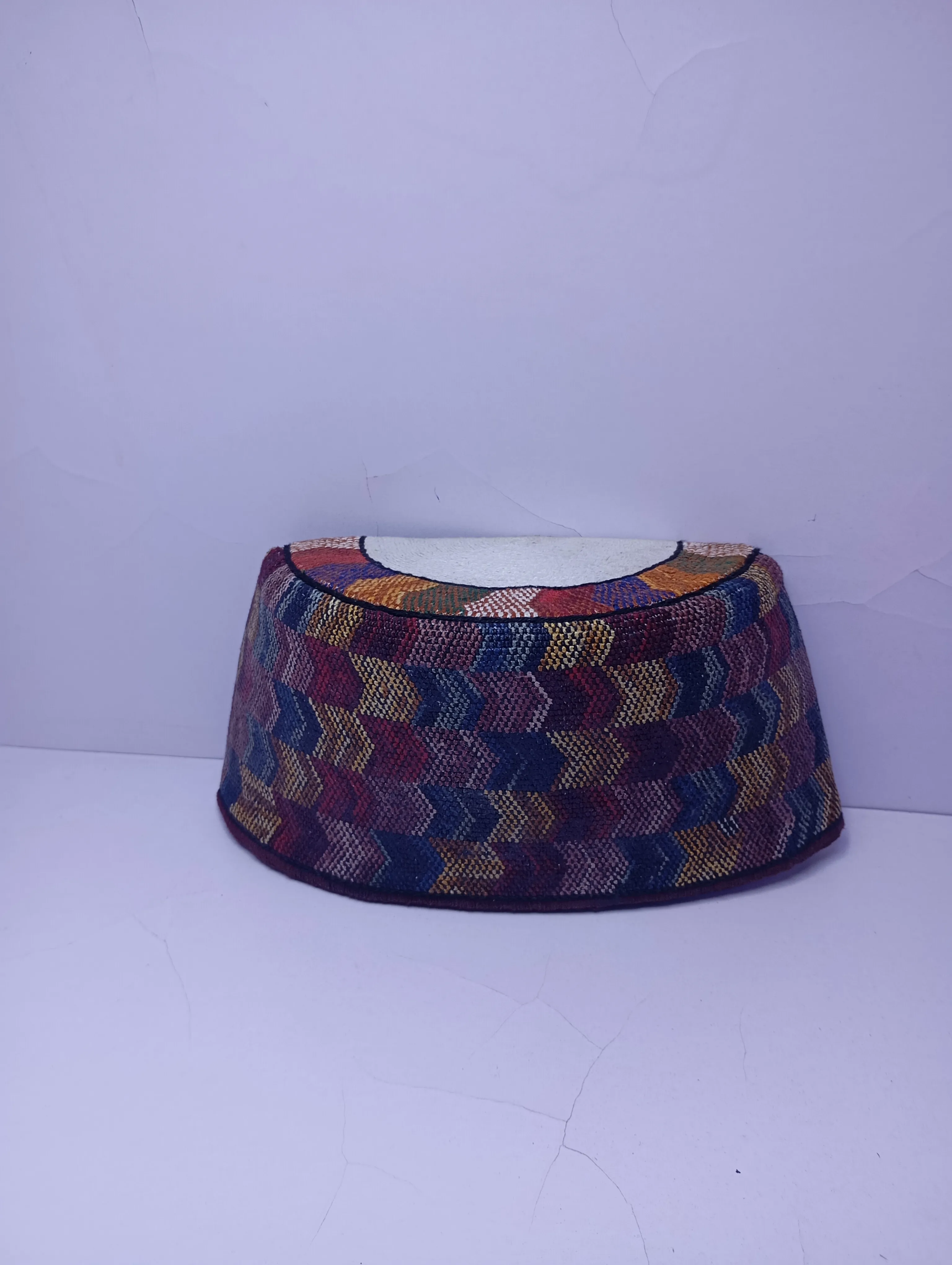Original Handwoven Hausa Fulani Zawa Cap – Bangol Kindei Bama Style | Men’s Knitted Maiduguri Cap Sizeof 23 