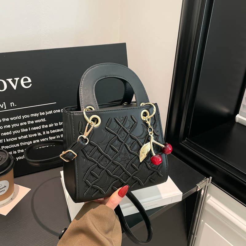 Queen bags