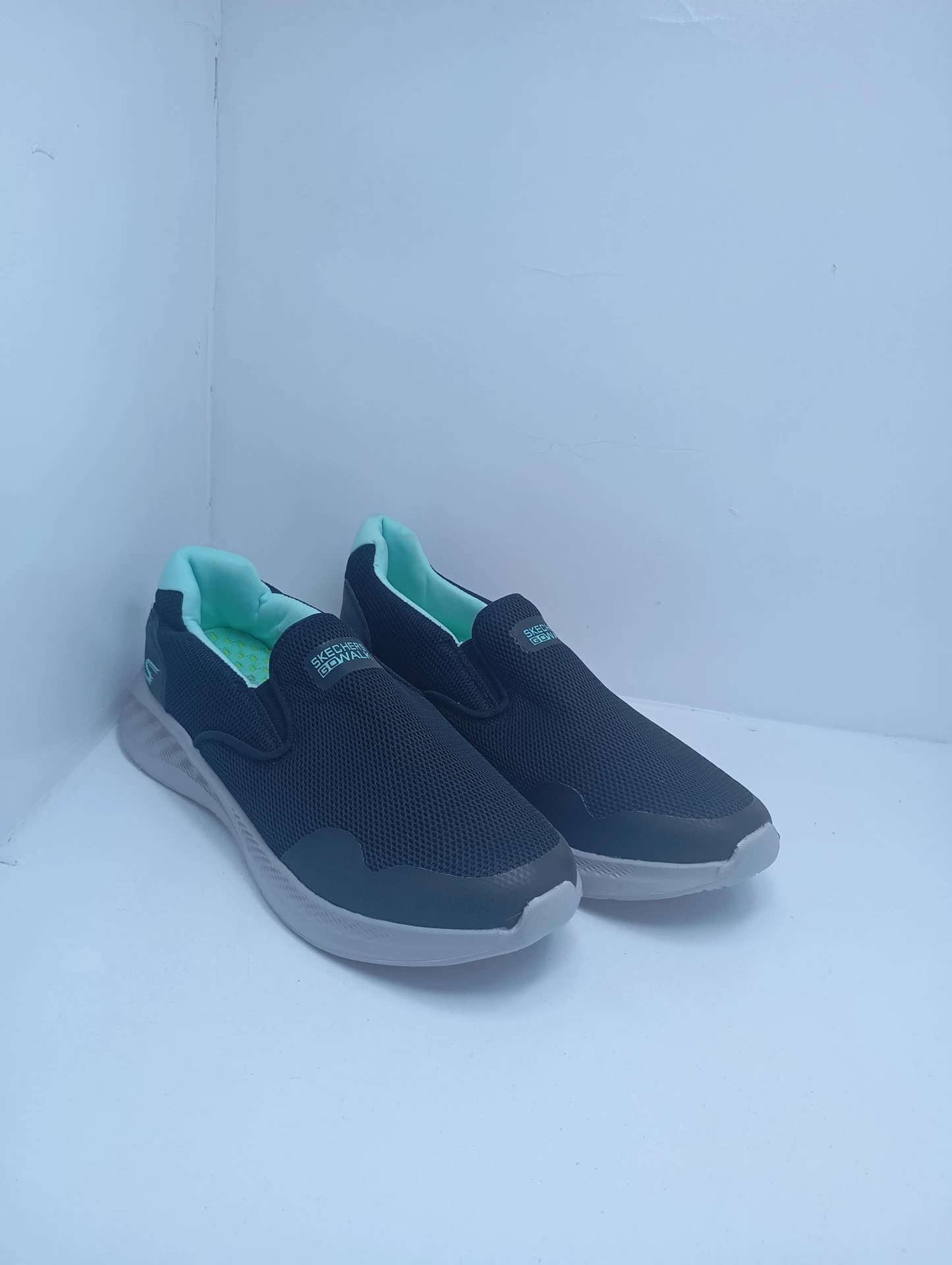 Skechers GO WALK 7 Performance Walking Shoes