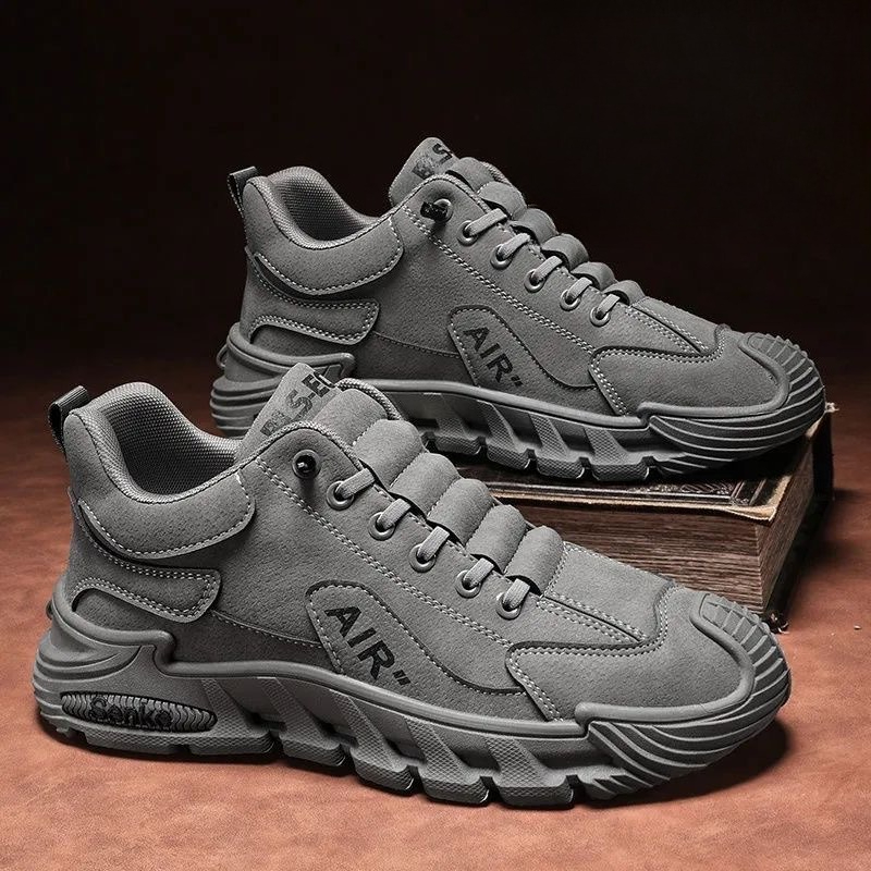 2025 Fall Fashion Men's Casual Shoes Black Simple Breathable Board Shoes Wearable and Comfortable  EVA Jogging Shoes