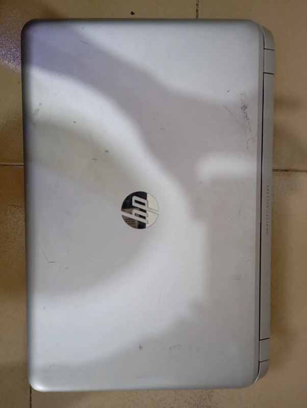 HP 8260 NGW Yoga Core i5 8GB RAM 128GB SSD Touchscreen Convertible