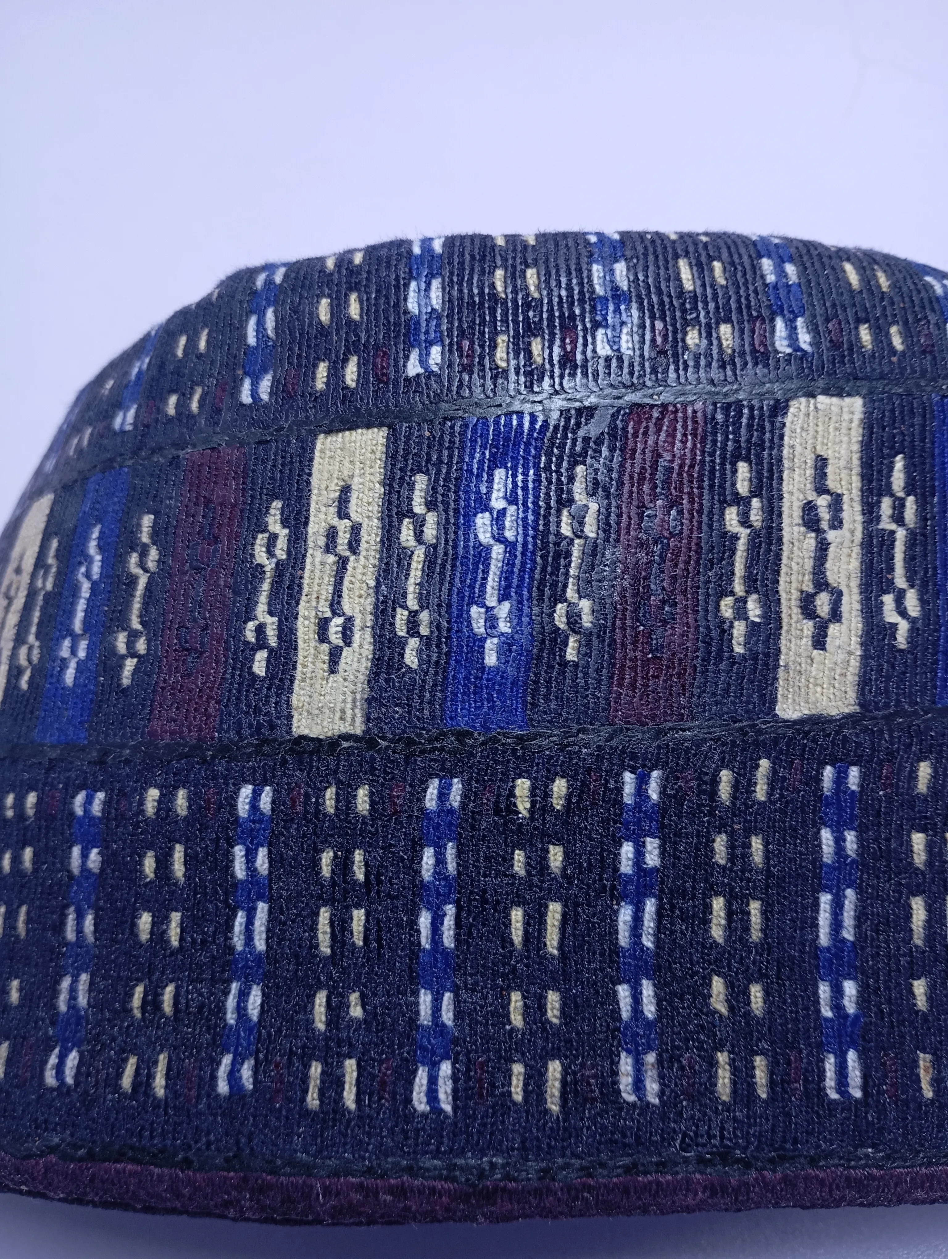 Original Handwoven Hausa Fulani Zawa Cap – Bangol Kindei Bama Style | Men’s Knitted Maiduguri Cap Sizeof 23 