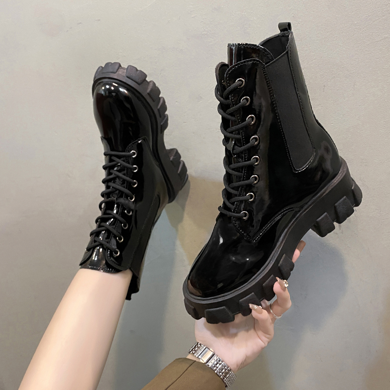 2025 New Fashion Thick Sole Thick Heel Women's Boots Large Size Women's Shoes Black Platform Sole Small Short Boots