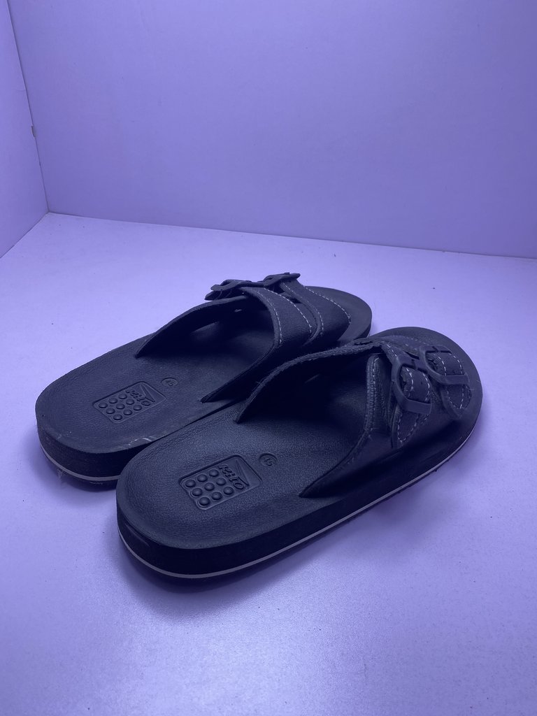 Kito - Stylish and Comfortable Men's Slippers and Sandals  