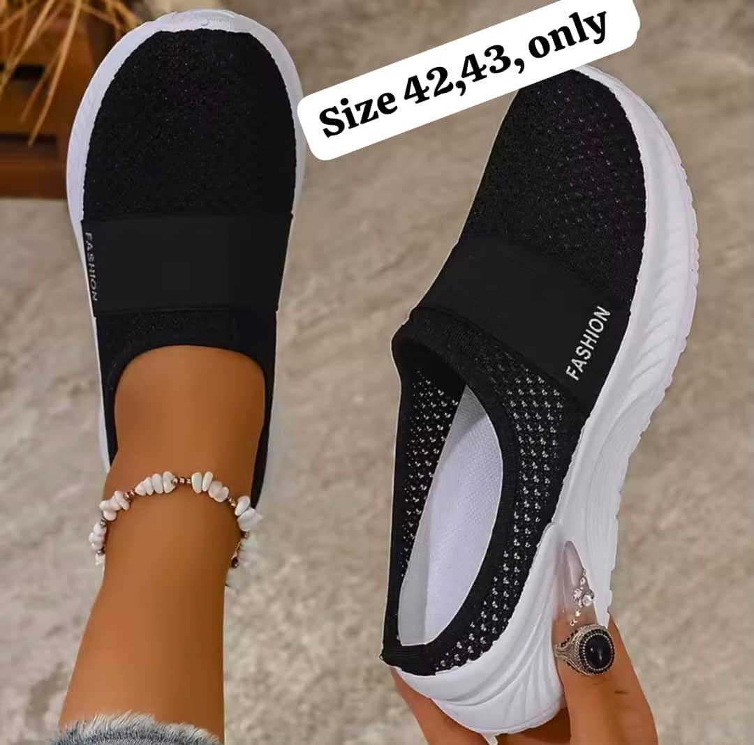 Grey Mesh Slip-On Fashion Sneakers
