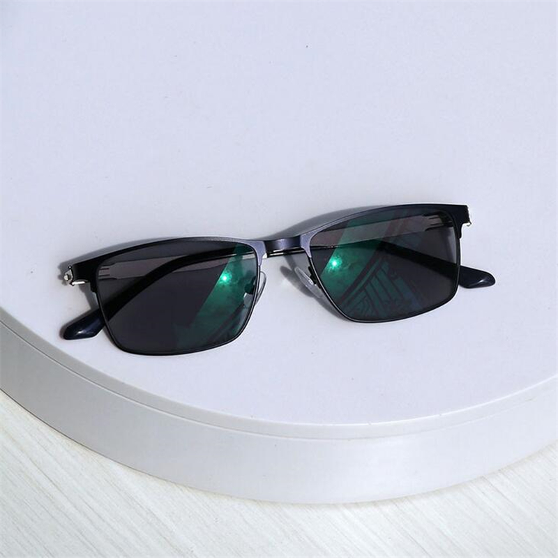 Sun Photochromic Gray Square Farsighted Spectacles Women Men Full Frame Reading Glasses Magnifier  0 +25 +50 +75 +100 To +400