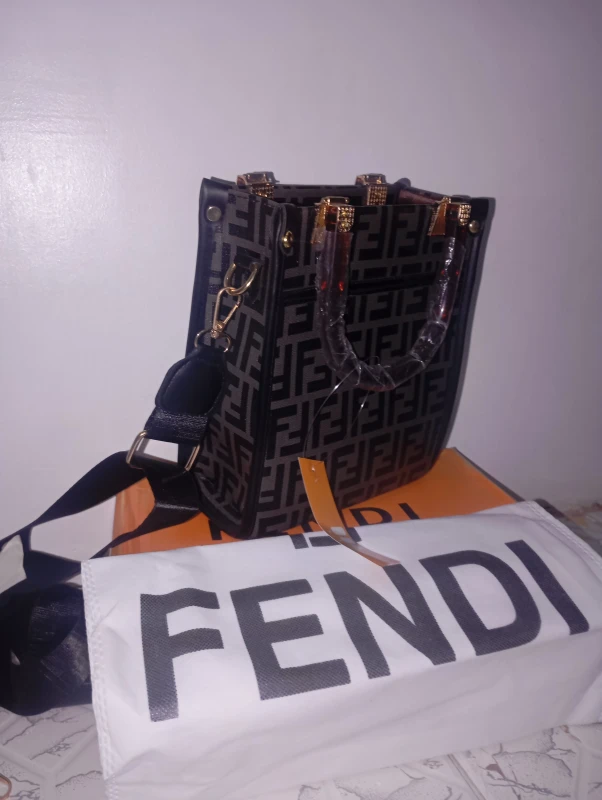 Fendi Black Luxury Bag - Elegant Fashion Statement