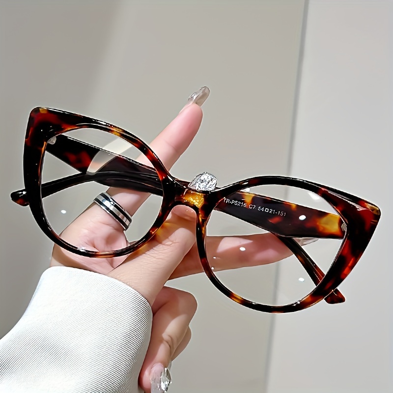 Vintage Cat Eye Reading Glasses for Women - Vintage Style, Comfort Fit with Clear Lens, Strength 1.0 to 4.0, Presbyopia