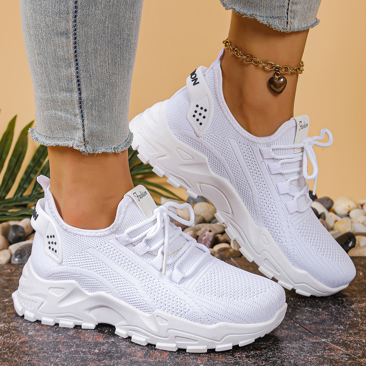Women's casual shoes, trendy and versatile, mesh, breathable, soft-soled, lace-up casual sports shoes