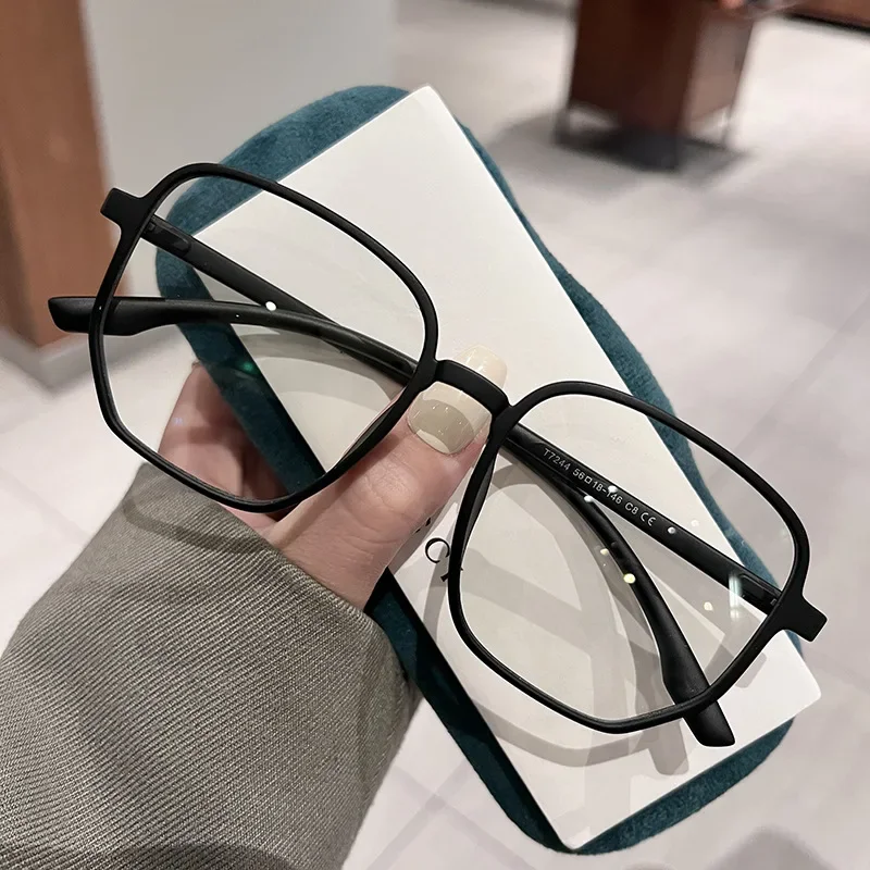 Ultra Light Myopia Glasses Men Women Minus Diopter Eyeglasses Trendy Large Size Square Frame Near Sight Eyewear 0 -1.0 1.5~4.0
