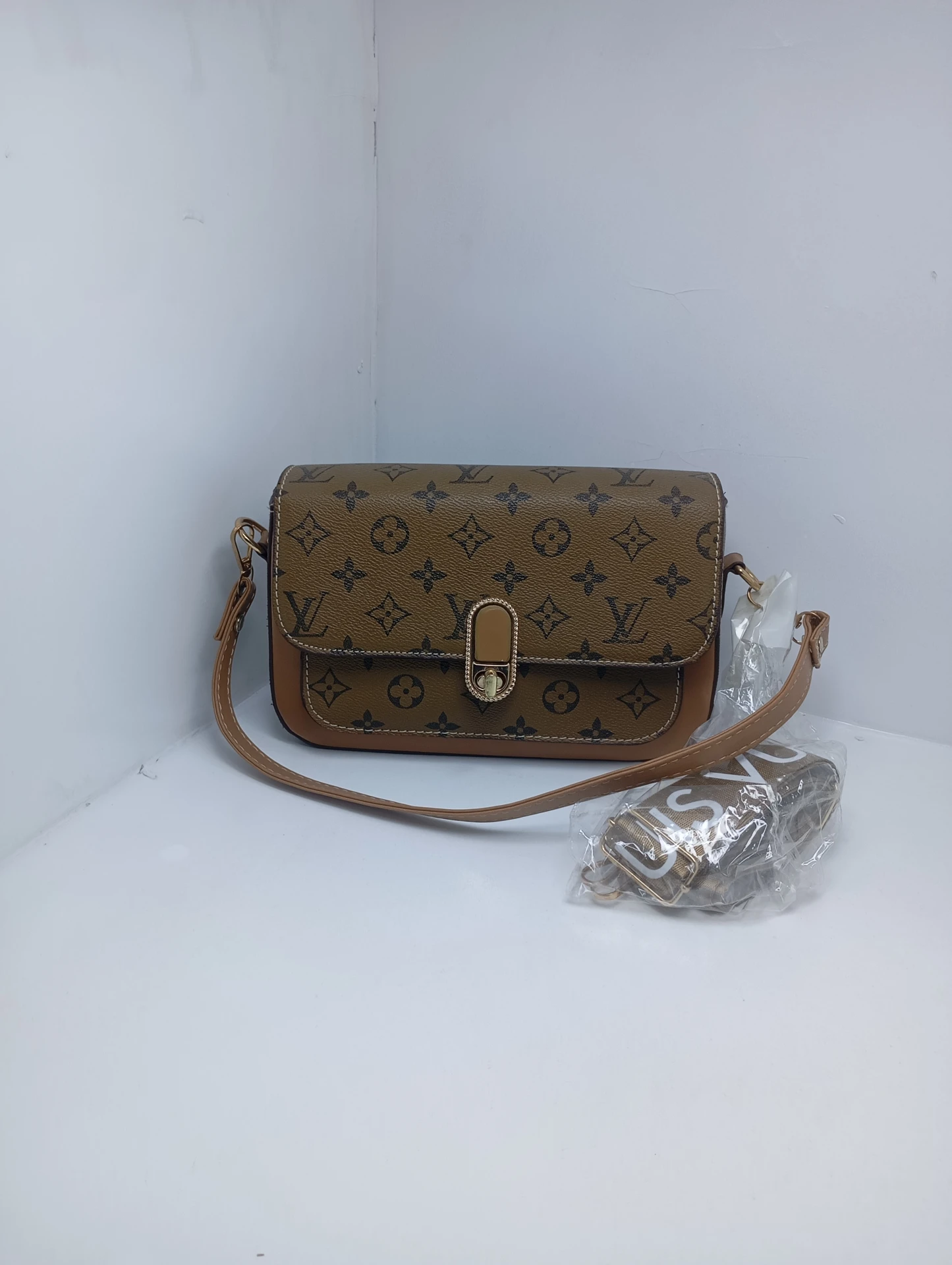 Louis Vuitton Premium Monogram Handbag