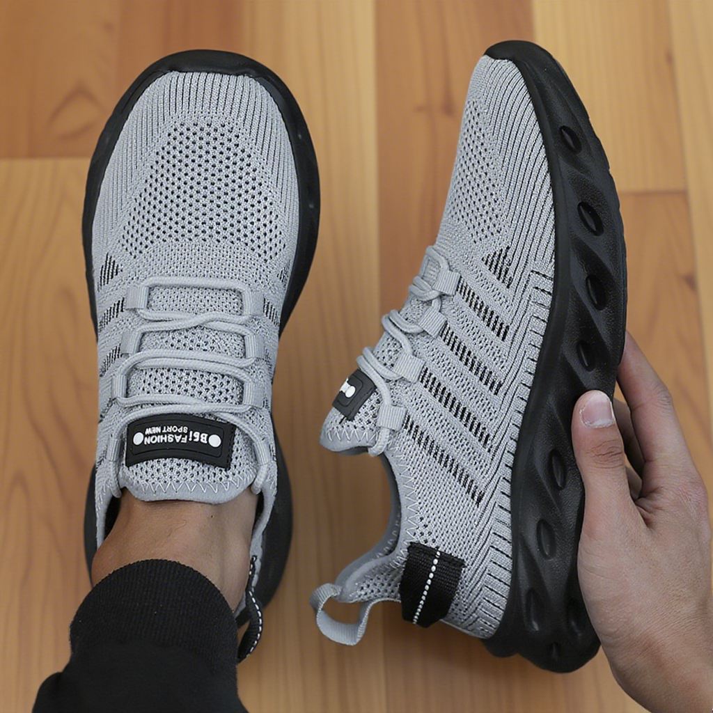 Men's Thick Soled Sports Shoes for Spring and Summer Women's Breathable and Shock-absorbing Fashionable Running Shoes Bare Foot