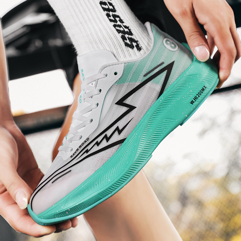 Fashion Men's Sneakers Summer Comfy Breathable Gym Sports Shoes Cushioned Support Running Shoes Tennis Cross Training Shoes