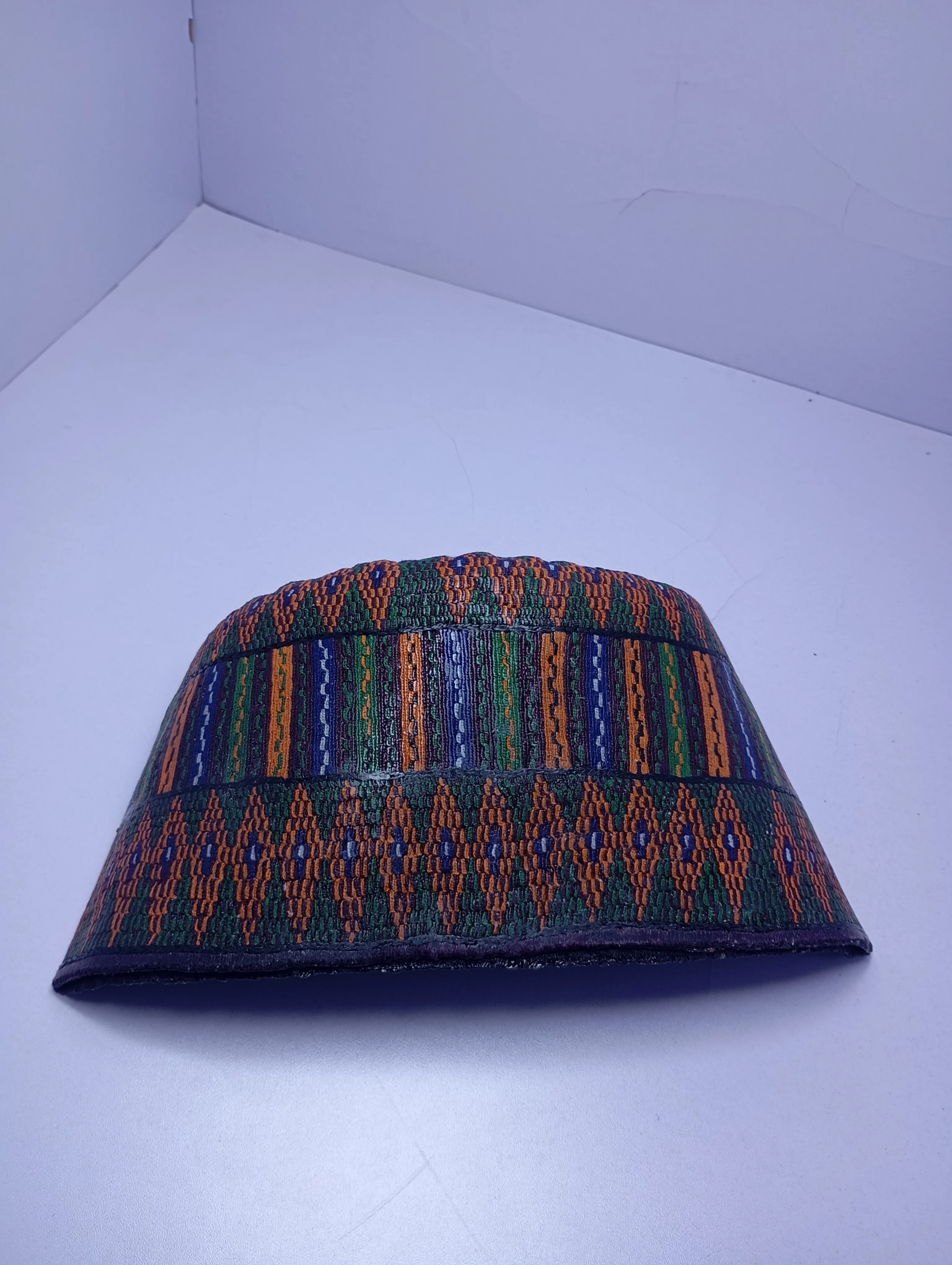 Original Handwoven Hausa Fulani Zawa Cap – Bangol Kindei Bama Style | Men’s Knitted Maiduguri Cap Sizeof 23 