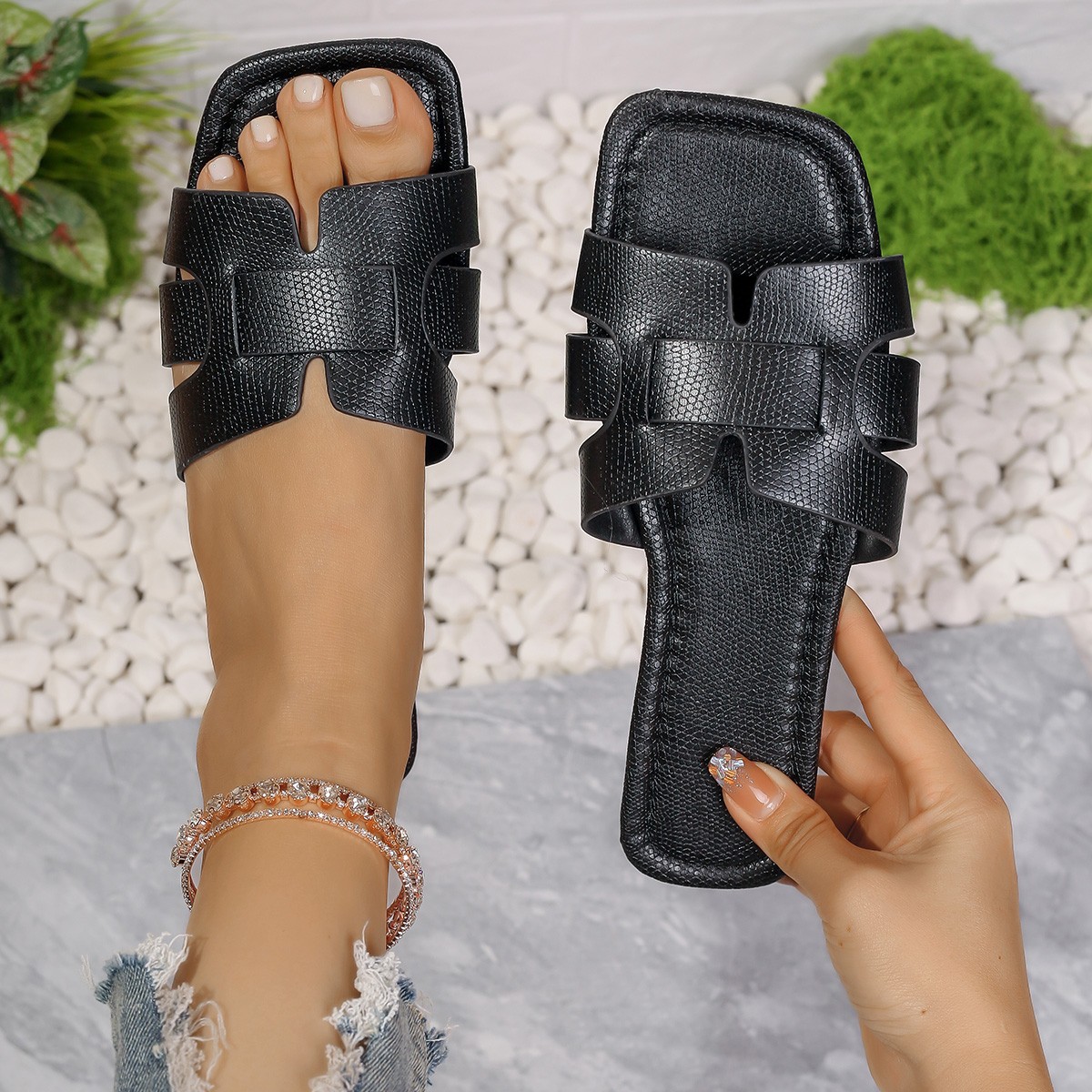 Women's Flat Sandals, Summer Fashion Slip-On Slippers, Square Toe Open-Toe Design, Suitable for Everyday Wear, Mom Shoes, Mother's Day Gift