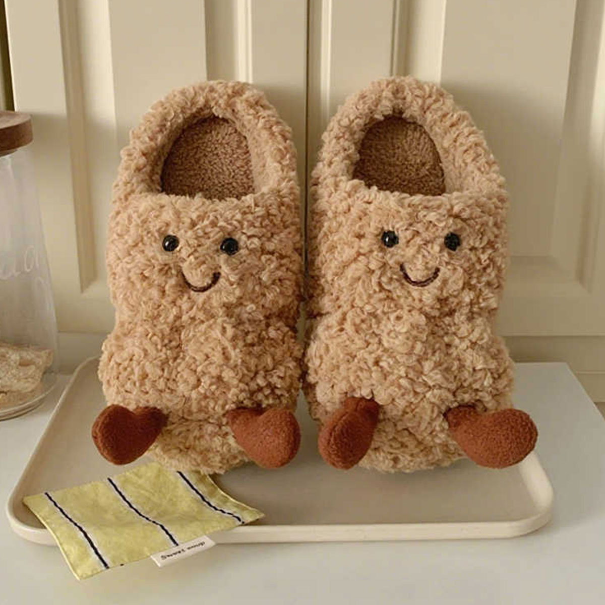 Creative and Fun Peanut-Shaped Home Warm Cotton Slippers for Women, Ins-Style Plush Non-Slip Winter Indoor Ladies' Slippers