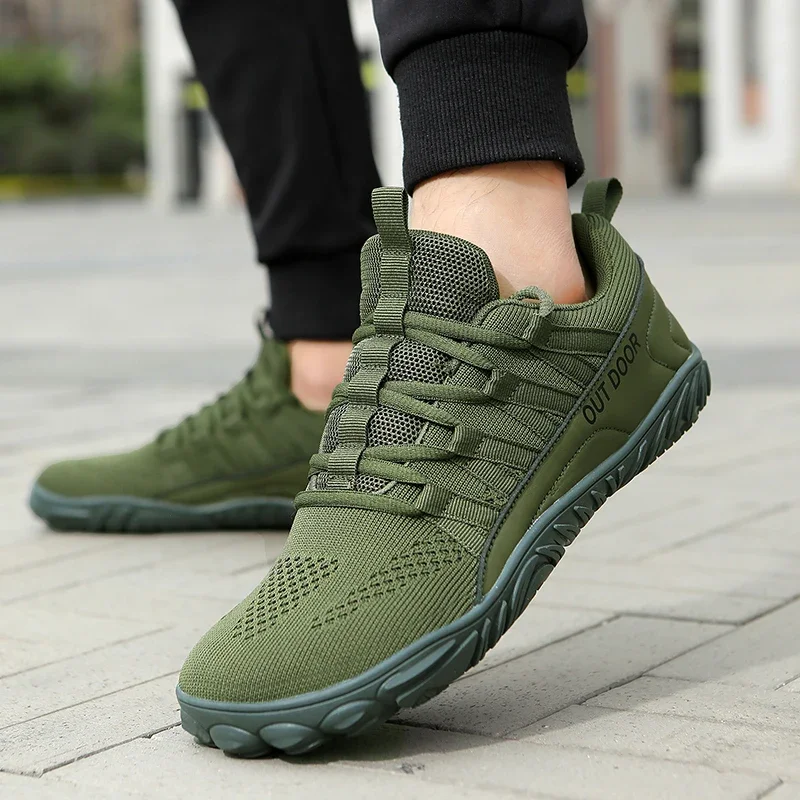 New Casual Shoes Plus Size Lightweight  Versatile  Simple  Anti Slip Wear Resistant  Breathable Couple Outdoor Sports Shoes