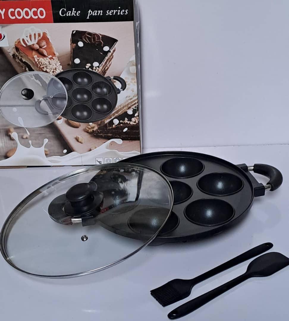 7-Cup Non-Stick Cake Pan Set with Lid and Tools