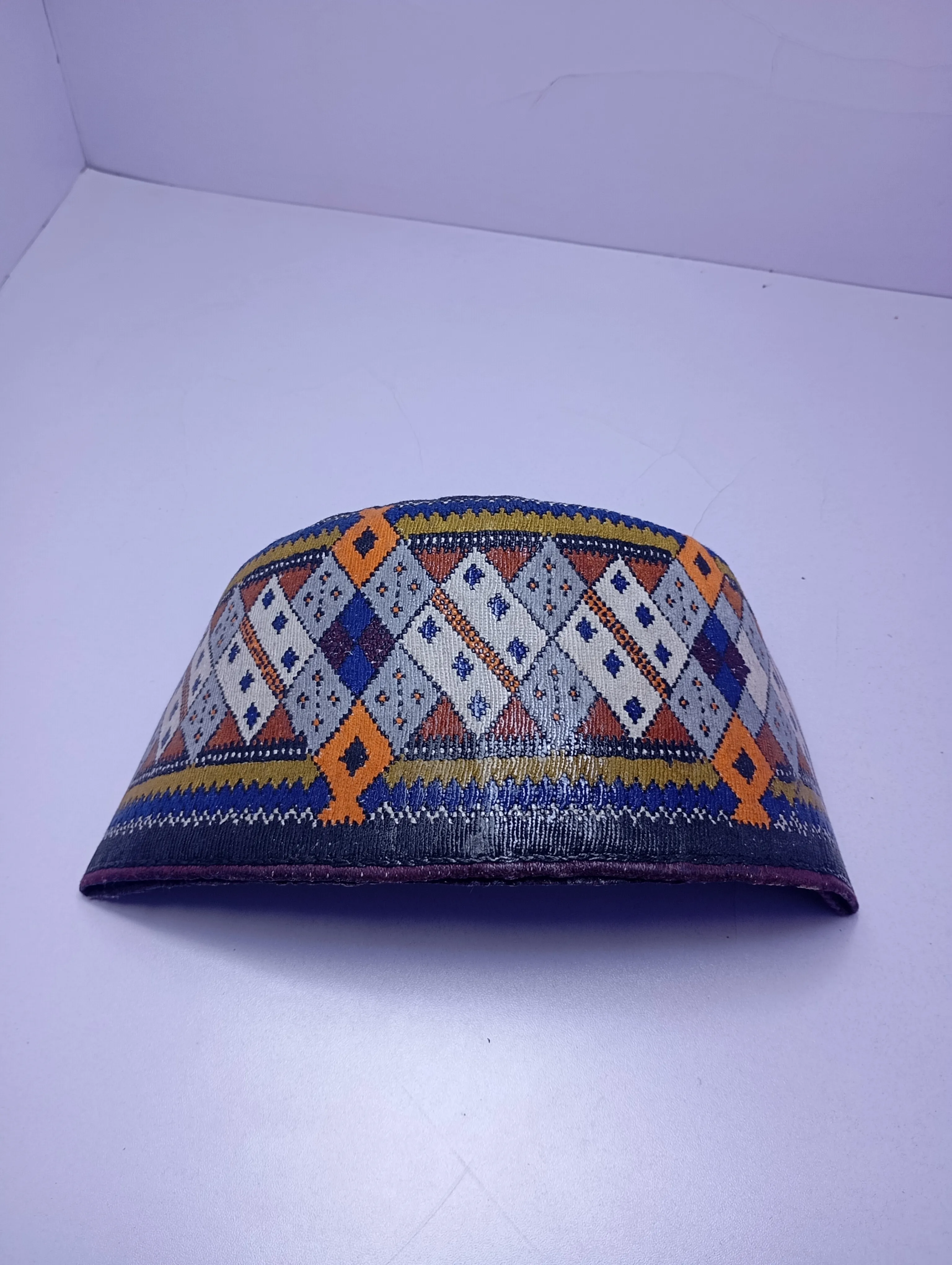 Original Handwoven Hausa Fulani Zawa Cap – Bangol Kindei Bama Style | Men’s Knitted Maiduguri Cap Sizeof 22.5 