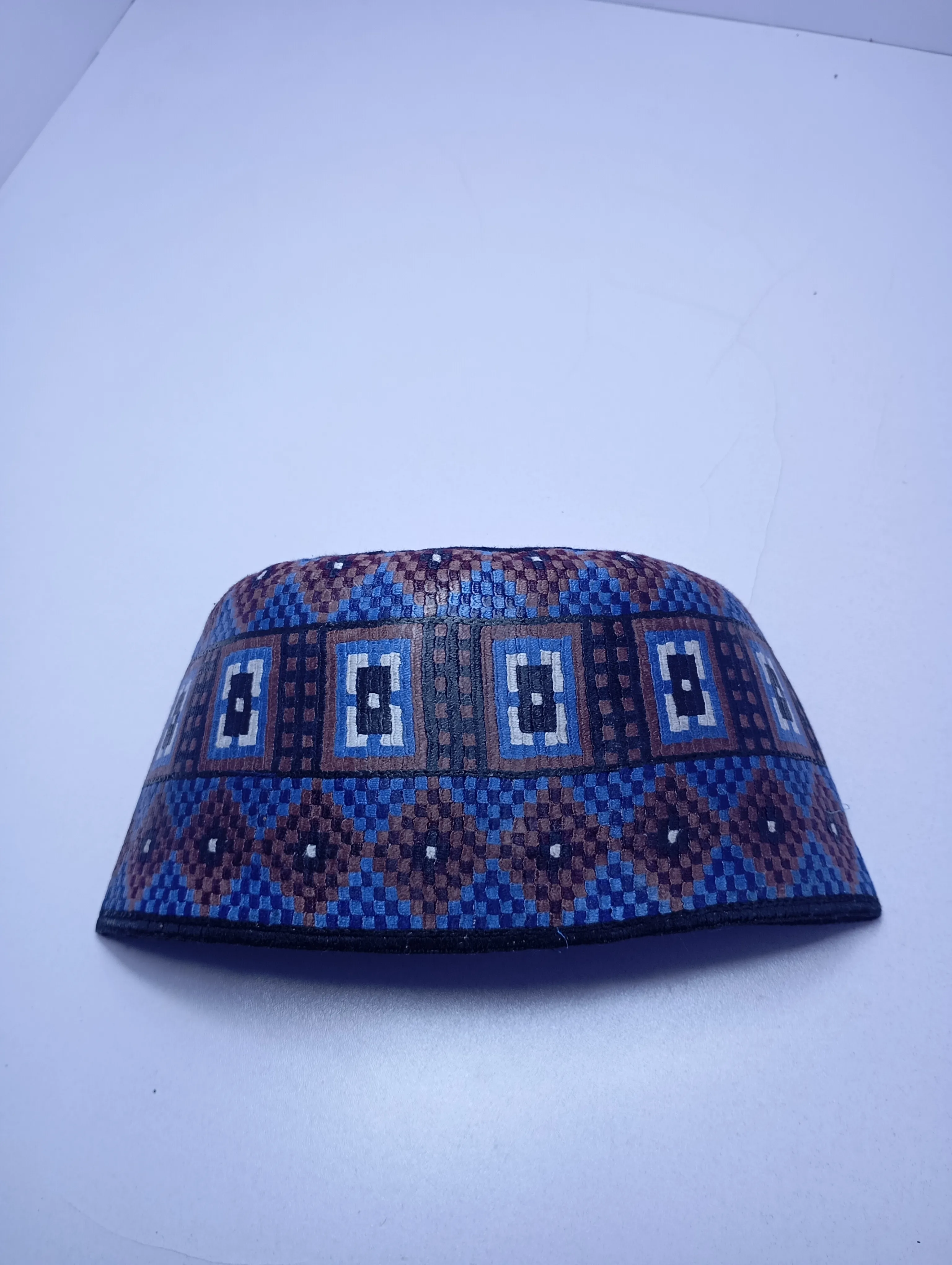 Original Handwoven Hausa Fulani Zawa Cap – Bangol Kindei Bama Style | Men’s Knitted Maiduguri Cap Sizeof 22 