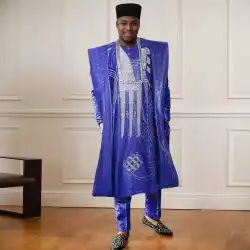2025 New African Clothes for Men Dashiki Tradition Outfit Robe Embroidery Tops Pants Suits Bazin Muslim Wedding Party Clothing
