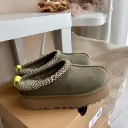 2025 New Australia Winter design mini snow boots Cow Suede Leather Women classic  Brand Ankle boots outdoors comfy sheep fur