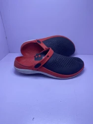 Arrow Crocs - Stylish Men's Lightweight Crocs for Comfort  